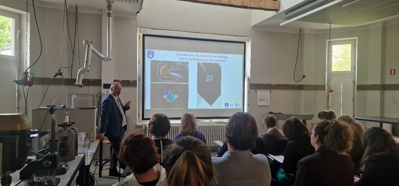 ALGT Shares Gemstone Testing Expertise with Belgian Jewelry Professionals